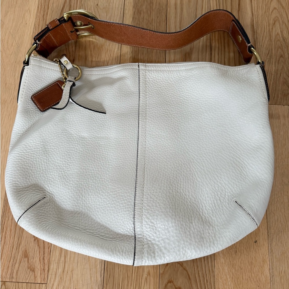 Coach Vintage Tan Pebbled Leather Large Shoulder Hobo Bag 11839